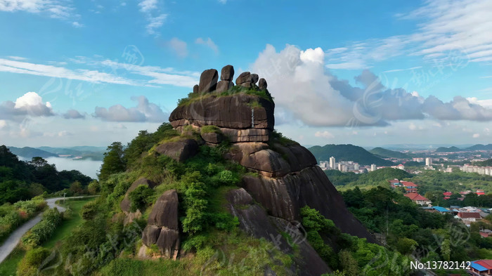 ɽ��������ʯ��Ȼ���