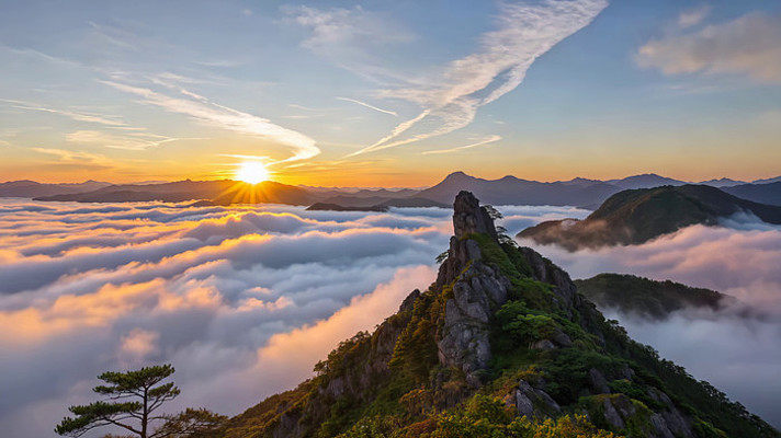 山顶云海日出自然风光 山顶云海日出自然风光