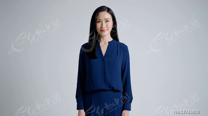 ����Ů��΢Цվ������