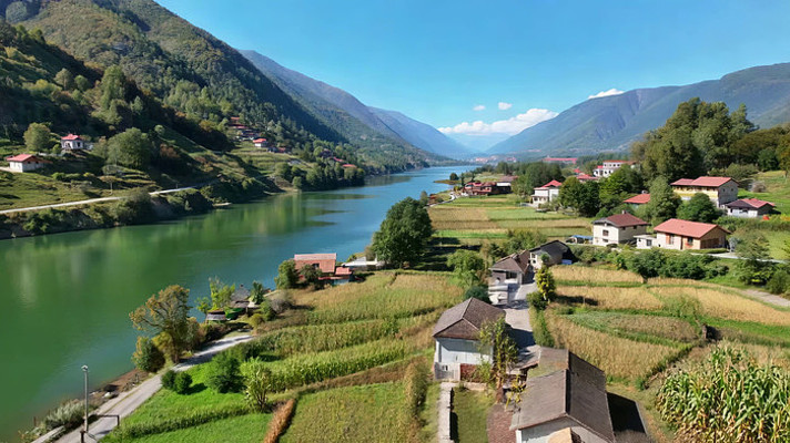 ɽ���ׯ������Ȼ���