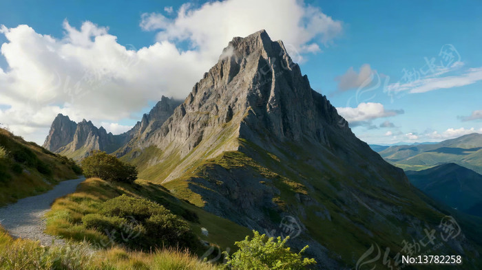 ɽ�乫·����ΰɽ��羰