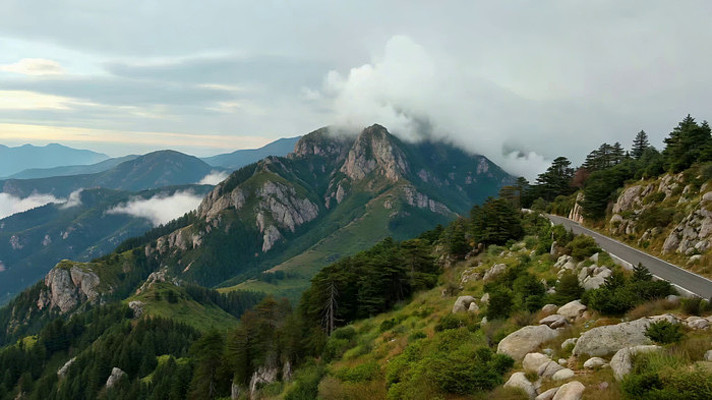 ɽ�乫·��Ȼ���