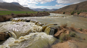 ɽ������ٲ���Ȼ����