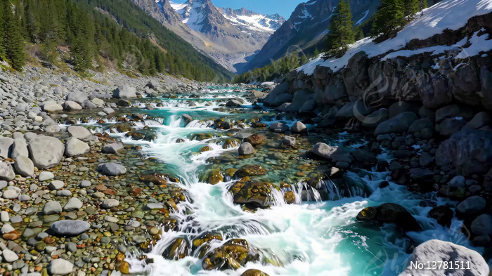 ɽ�����ɭ����Ȼ���