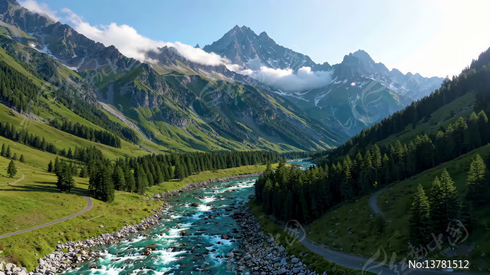 ɽ�����ɭ����Ȼ���