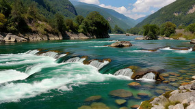 ɽ������ļ��羰