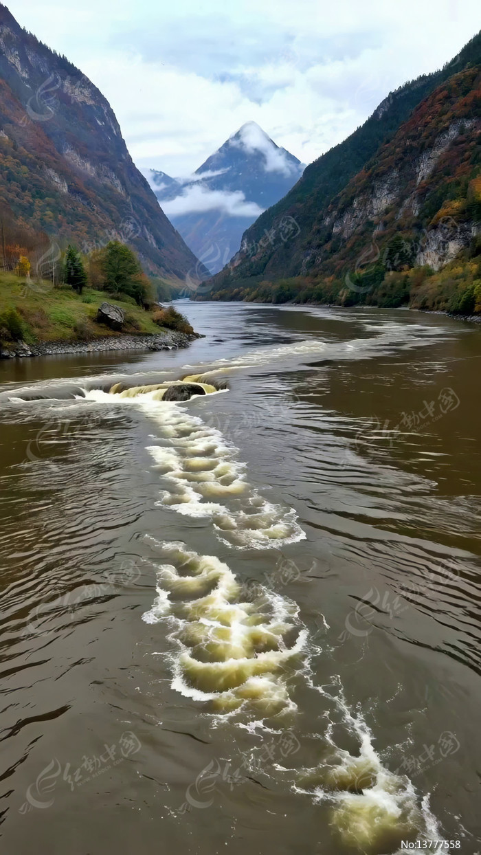 ɽ�������Ȼ���