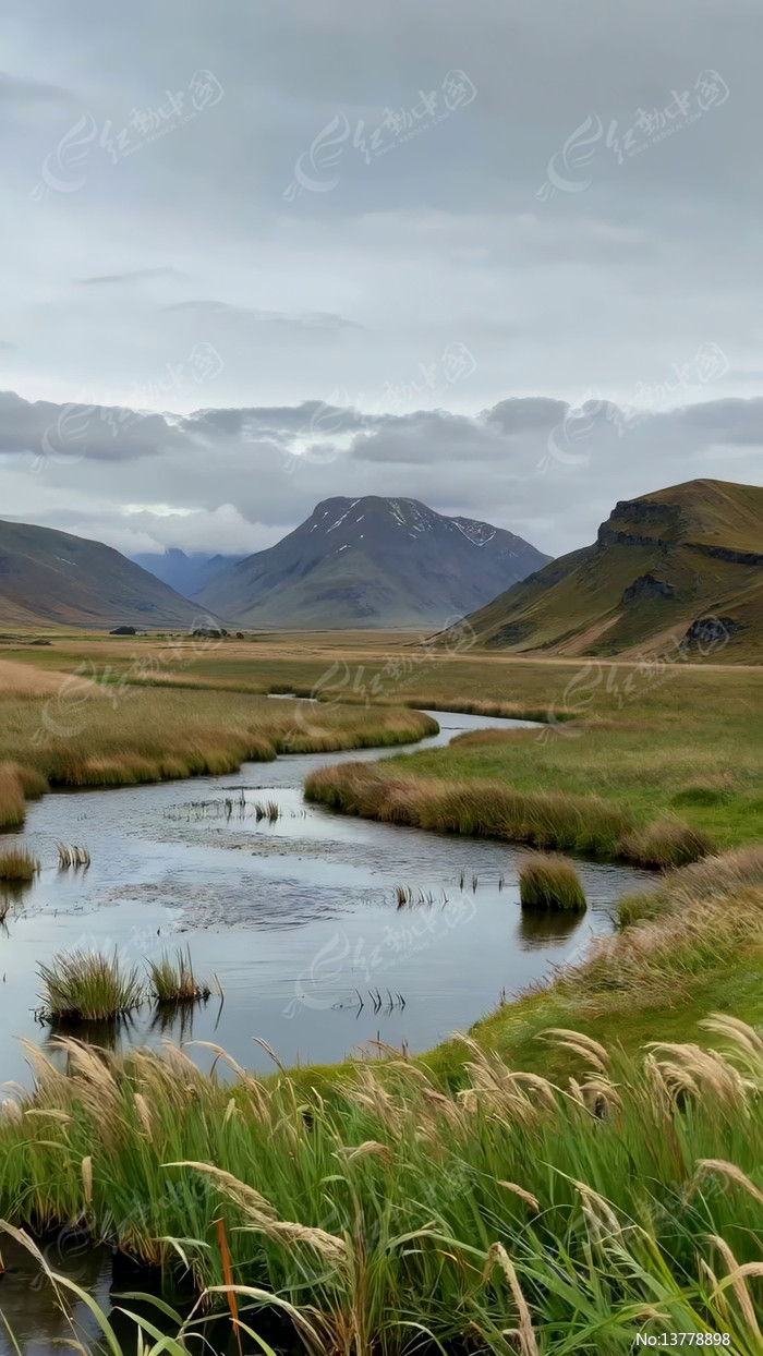 ɽ�������Ȼ���