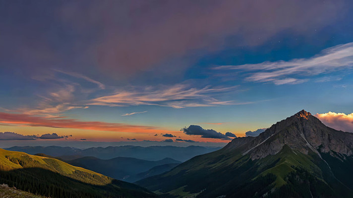 山间黄昏自然风光 山间黄昏自然风光