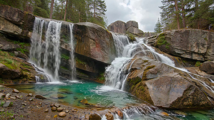 ɽ���ٲ���Ȼ����