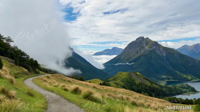 ɽ��С·��Ȼ���ȫ��