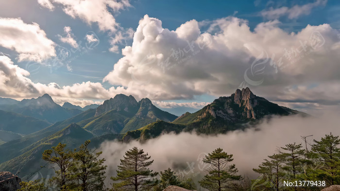 ɽ���ƺ�������Ȼ���