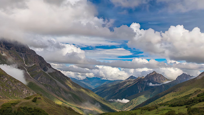 ɽ���ƺ���Ȼ���