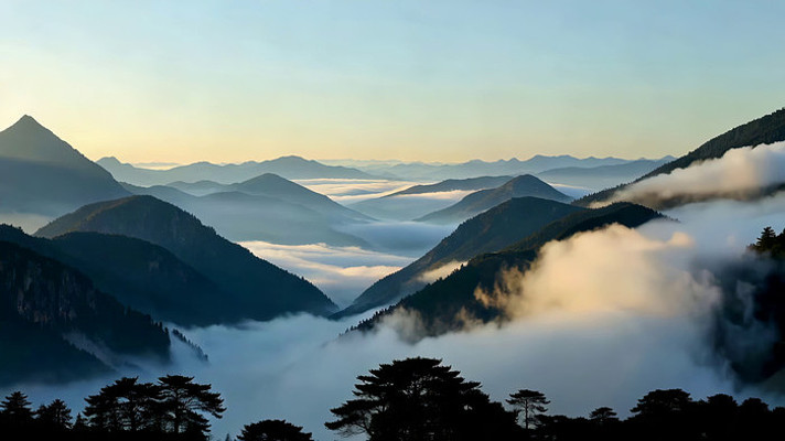山峦云海自然风光 山峦云海自然风光