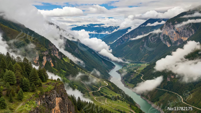 ɽ������ɭ����Ȼ���