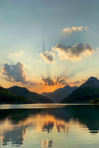 ɽˮ��������Ȼ���