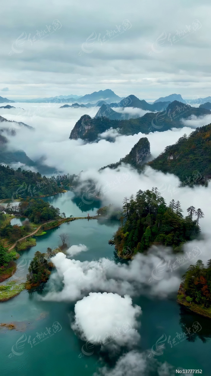 ɽˮ������������Ȼ���