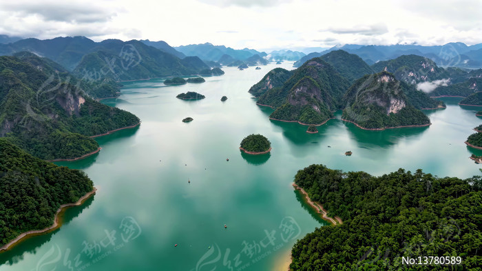 ɽˮ�����ĺ������