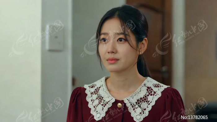 ����Ů�Ե�ͷ������д