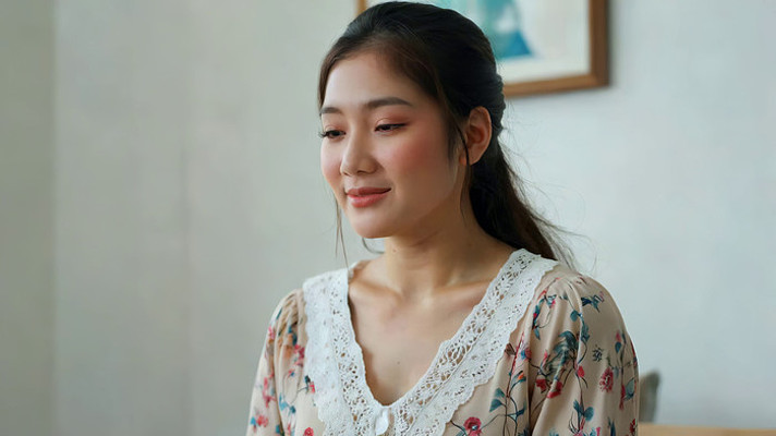 ����Ů��΢Ц��д