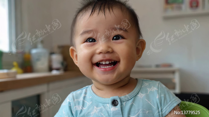 ����΢Ц��Ӥ��