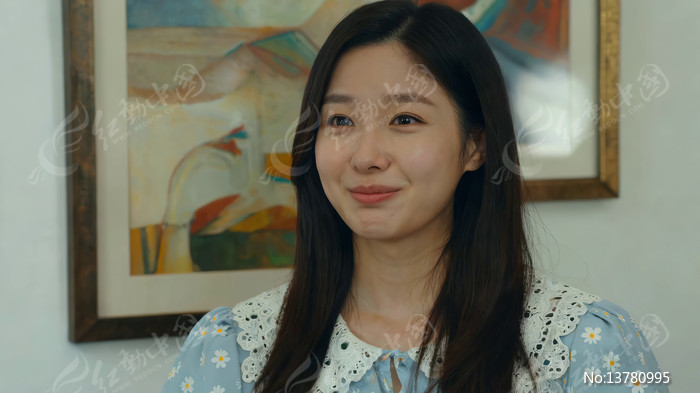 ����΢ЦŮ�Խ���