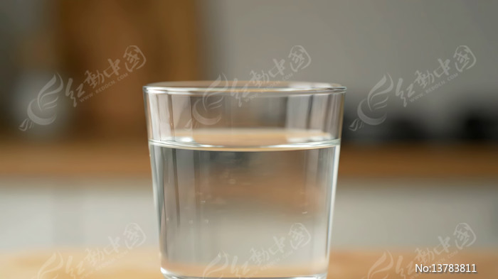 ���������������Ӱ�ɫ��ĩ