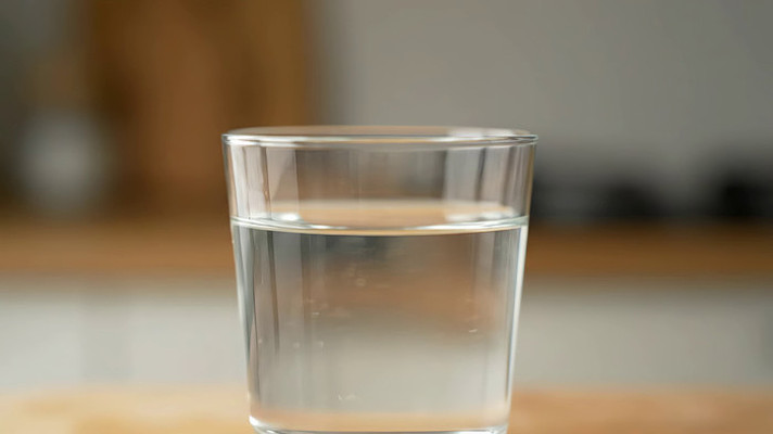 ���������������Ӱ�ɫ��ĩ