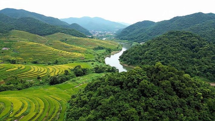 乡村梯田自然风光俯瞰 乡村梯田自然风光俯瞰