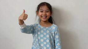 СŮ������Ĵָ΢Ц����