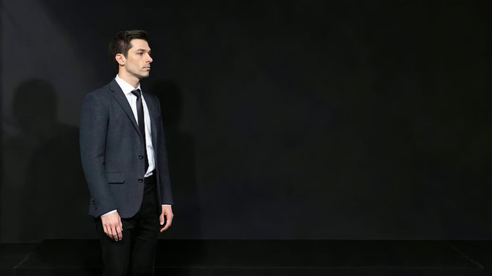 ��װ��ʿվ�������ز�