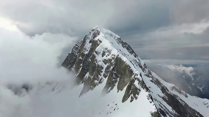 ѩɽȫ����Ȼ���