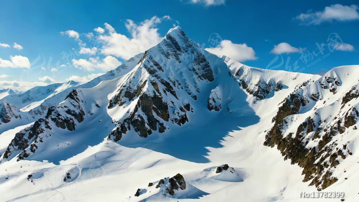 ѩɽȫ����Ȼ���