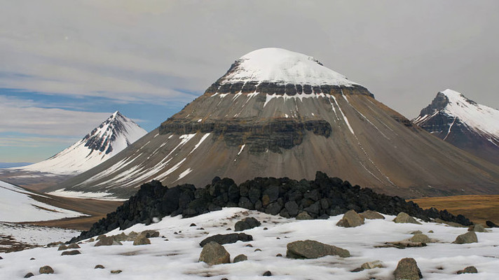 ѩɽɽ����Ȼ���