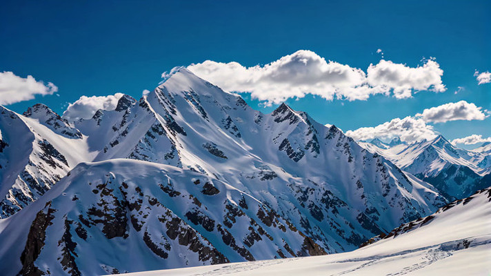 ѩɽɽ����Ȼ���