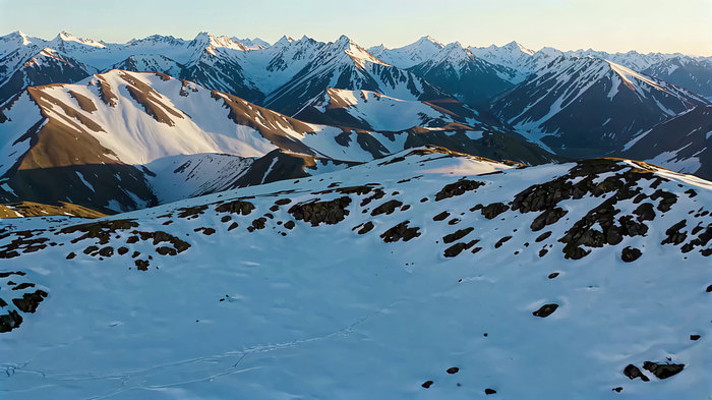 ѩɽɽ����Ȼ���ȫ��