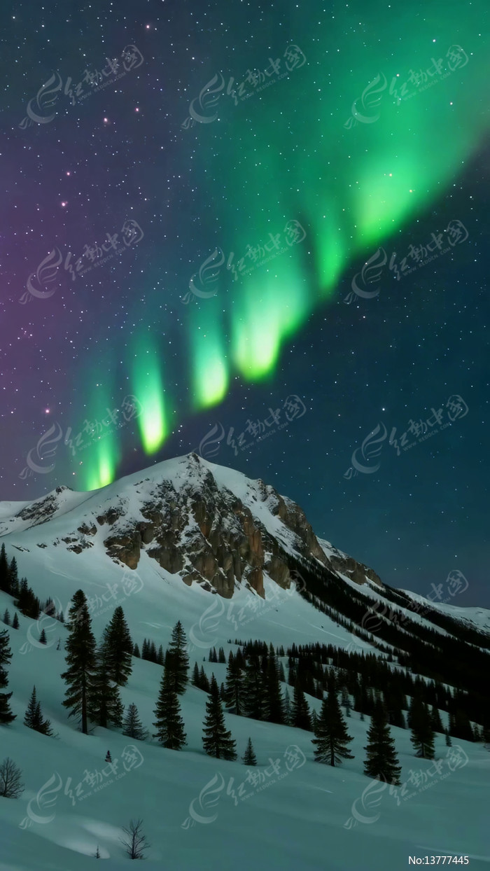 ѩɽҹ���µļ��⾰��