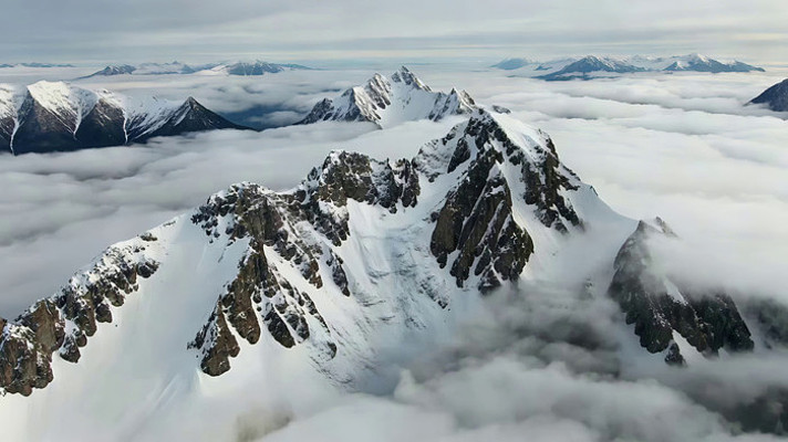 ѩɽ�ƺ��߿ո����