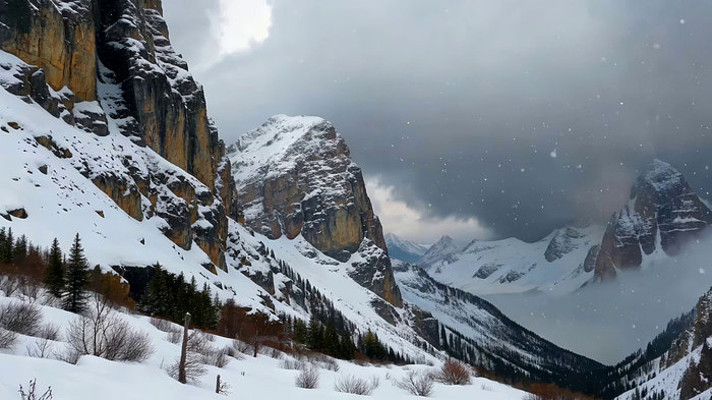 ѩɽ������Ȼ���