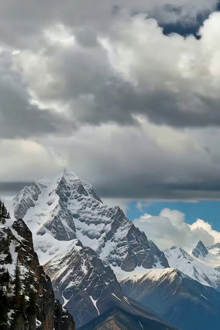 ѩɽ��Ȼ��⻭���ز�