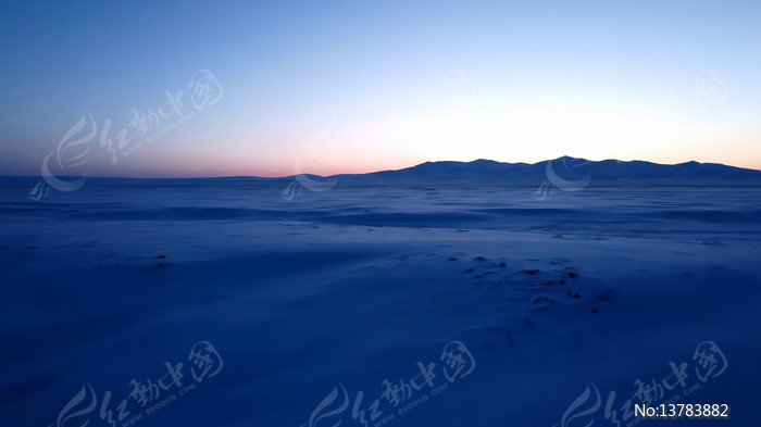 ѩԭĺɫ��Ȼ���