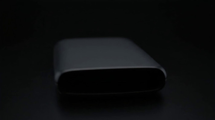 ��ɫ���Ӳ�Ʒ��д�ز�