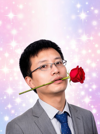 口衔玫瑰花的男士 口衔玫瑰花的男士