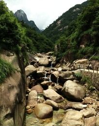 ��ɽ��������СϪ��ʯ