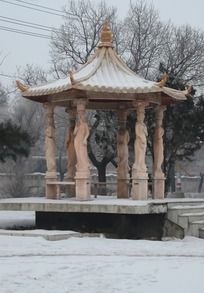 ����ѩ���ϵ���ͤ