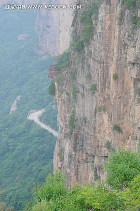 ɽ������