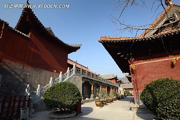 ��ɲ��ʯ��