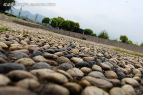 ��԰����ʯ