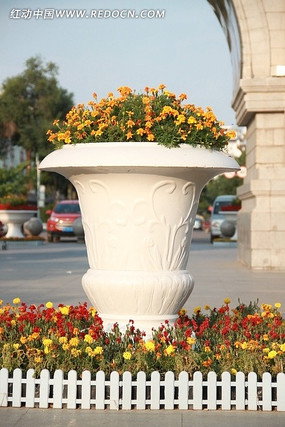 ���հ���