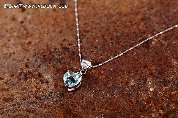 ��ɫ����